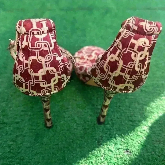 Jimmy Choo - Picture 5 of 6